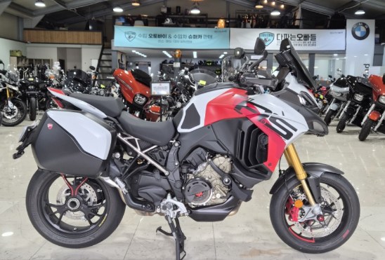 Ducati Multistrada V4 RS 2024
