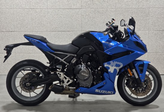 Suzuki GSX-8R 2024