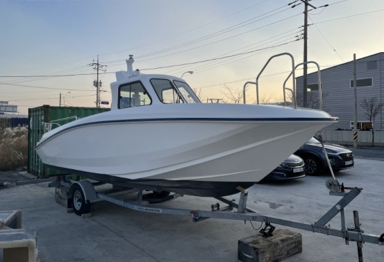 Houseboat 24ft 2021