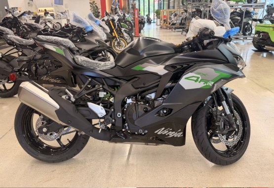 Kawasaki Ninja ZX-4RR 2027